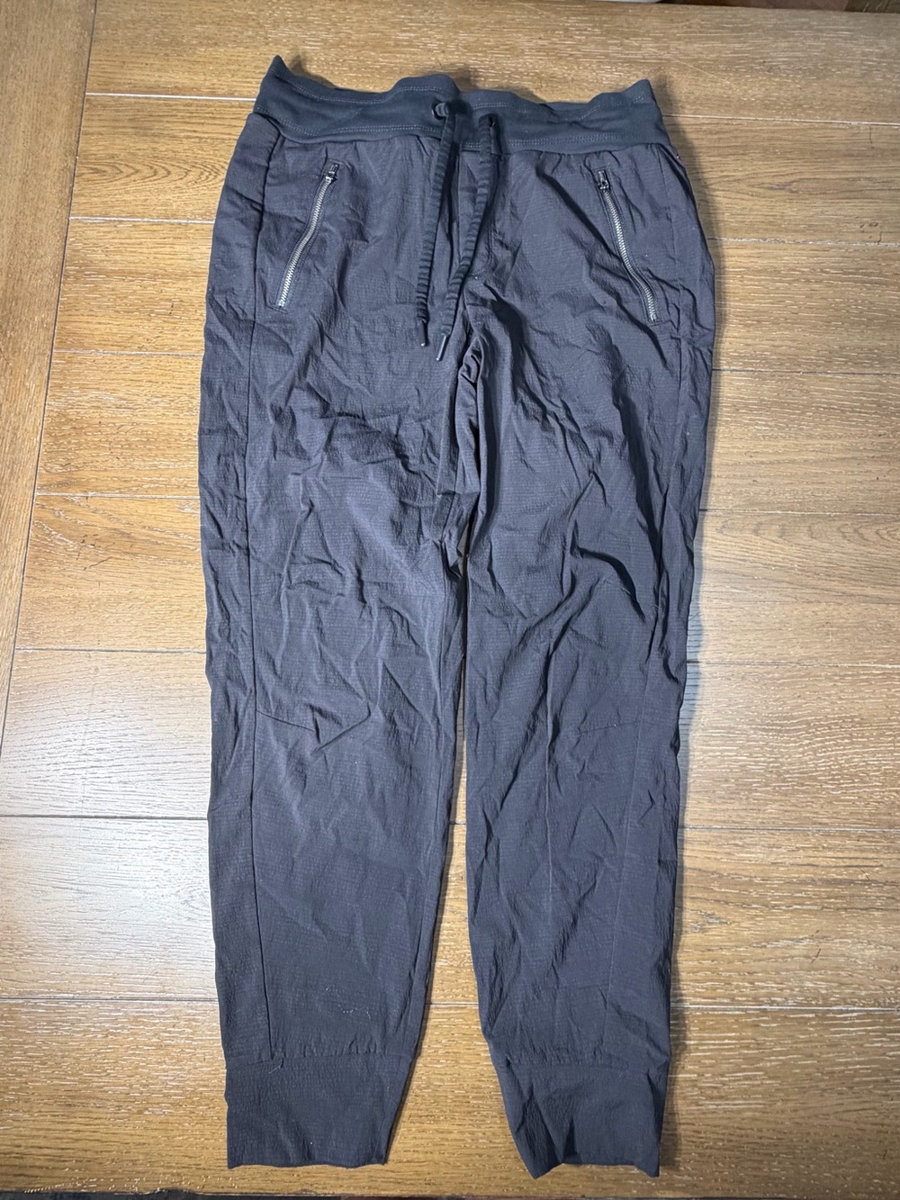 Athleta Trekkie North Jogger Pants Womens 6 Black Hiking Outdoor Gorpcore